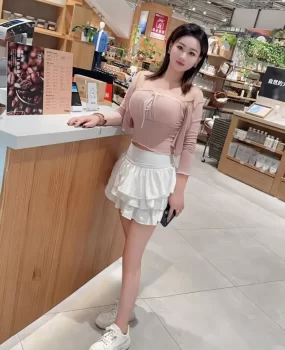 上海小妹身材好