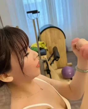 这个估计特骚