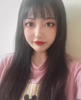 97年纯欲妹子 有肉感 屁股翘 口活棒