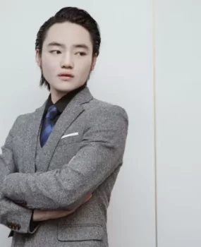 19岁帅气，持久的小弟弟，只接女客，300