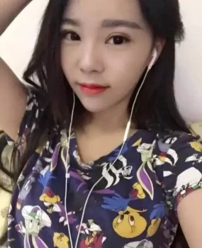 莲花大奶美女