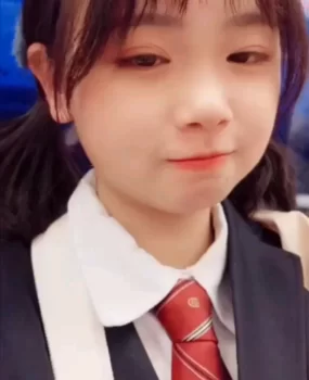 刚入行的萝莉学生妹！