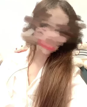 玩了第二次还是那么爽~~丰满胸大屁股翘 图片就打马赛克吧，见面就硬了