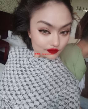 24岁丰满维族妞!兼职可无套