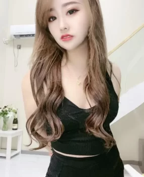 清纯兼职带房外出美眉人照百分百