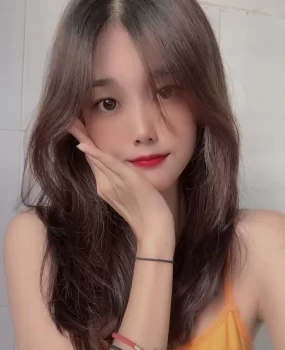 性情风流的骚妹妹，可三通，水多粉嫩超级爽