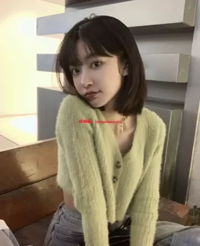 三点粉嫩 温柔听话 清纯乖巧的学生妹