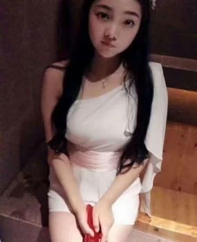 苏州嫩妹兼职服务，水多，紧致